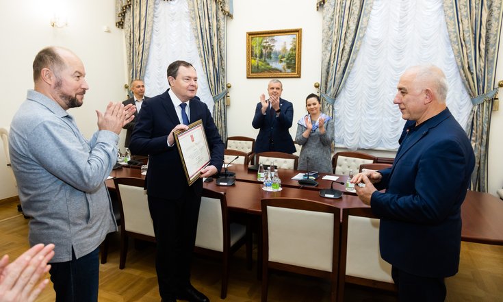 Главный федеральный инспектор по РТ вручил почётную грамоту полномочного представителя Президента РФ в ПФО