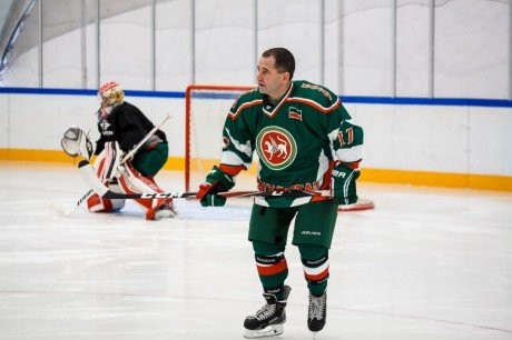 Товарищеский хоккейный матч