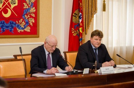 Использовать весь комплекс мер для социальной адаптации лиц, освободившихся из мест лишения свободы