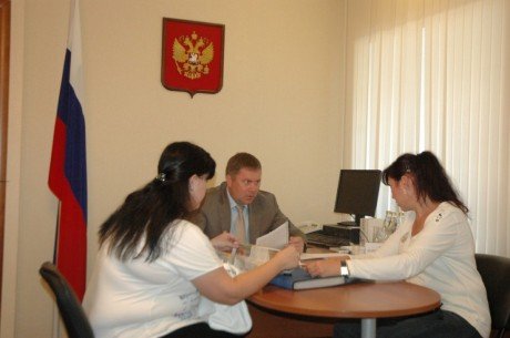 Дмитрий Каденков провел личный прием граждан