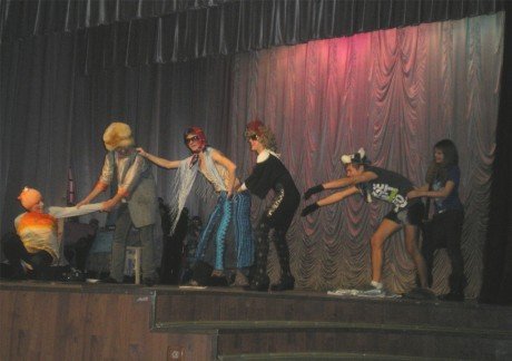 Активисты региональной волонтерской ячейки «Добрая Воля» поддержали воспитанников детского дома на фестивале «Варенье»