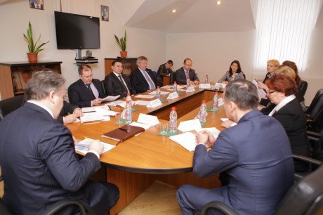 Особое внимание - расходованию средств из федерального бюджета