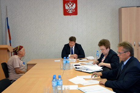 Более 30 жителей Бугуруслана пришли на приём к Сергею Гаврилину