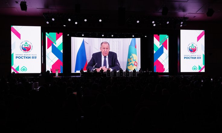 Виктор Демидов принял участие в пленарном заседание Международного экономического форума