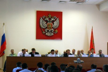 Привлекать граждан в союзники полиции