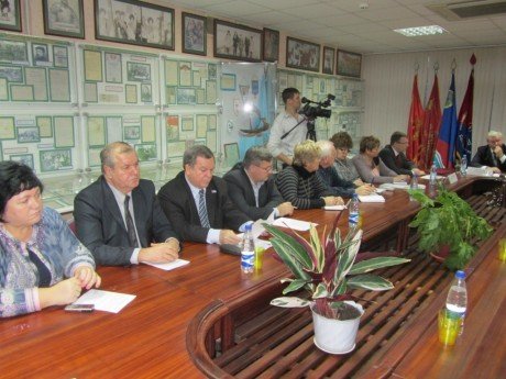 Главный федеральный инспектор подписал соглашение о сотрудничестве с региональной Федерацией профсоюзов