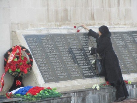 В Самаре почтили память сотрудников органов внутренних дел, погибших при пожаре в здании УВД