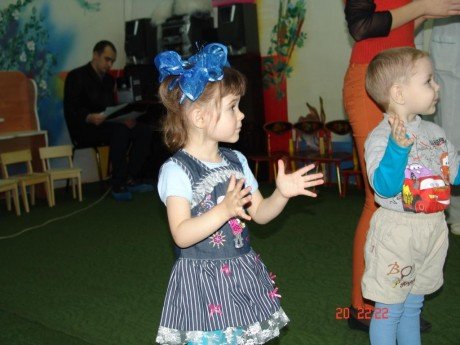 Добровольцы подарили детям новогодний праздник 