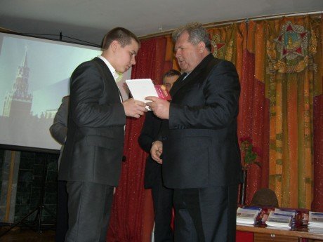 Учащимся саранских школ торжественно вручили паспорта