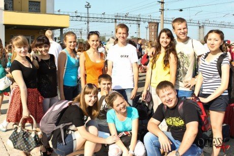 Оренбургские волонтёры отправились на Всемирную летнюю Универсиаду