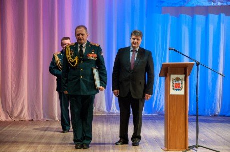 Лучшим офицерам 31-ой Оренбургской ракетной армии вручены Благодарственные письма 
