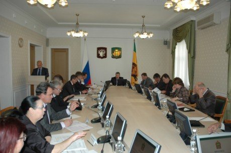 В Пензе обсуждали прогноз социально-экономического развития региона и проект бюджета и на 2013 - 2015 годы