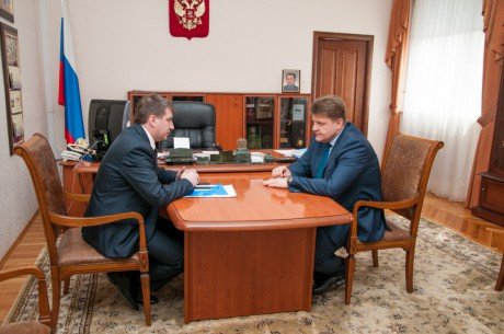 Обсуждены вопросы охраны труда и выплат работодателями заработной платы