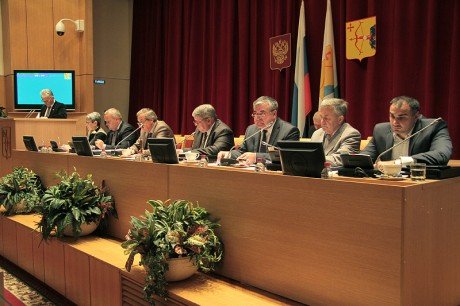 Депутаты Законодательного Собрания Кировской области приняли социально важные законы