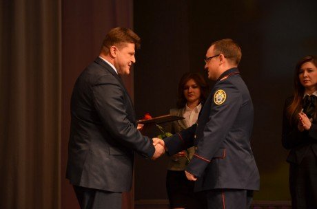 Сергей Гаврилин вручил Благодарственные письма лучшим следователям Оренбуржья 