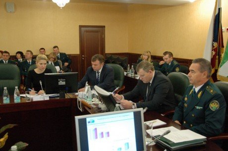 Нижегородские таможенники подвели итоги служебной деятельности за 2013 год