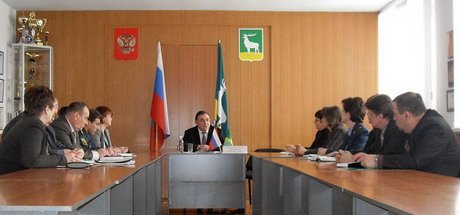 Пётр Капишников выразил обеспокоенность большим количеством обращений на бездействие должностных лиц