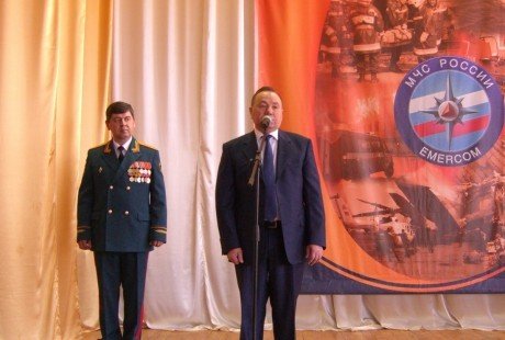 Пожарным Чувашии желали «сухих рукавов»