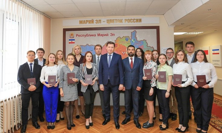 02.08.19 Выпуск слушателей МАГУ