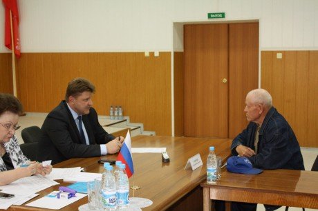 Осуществлён приём граждан и контроль за исполнением обращений