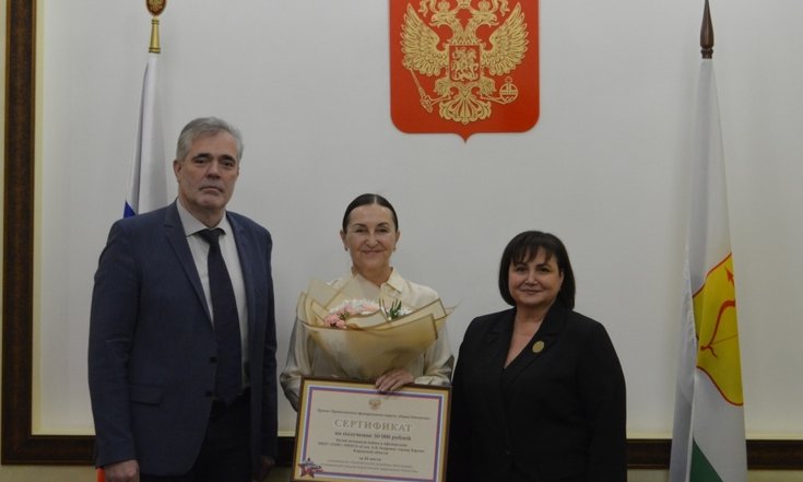 Главный федеральный инспектор по Кировской области наградил победителя проекта Герои Отечества