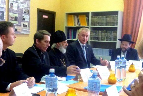 Олег Веселков принял участие в заседании Межконфессионального комитета