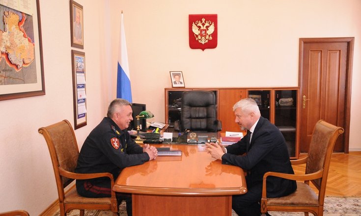 Пресс-релиз_Владимир_Бобров_провел_рабочую_встречу_с_начальником_управления_росгвардии_по_Оренбургской_области_