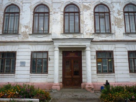 Средства из резервного фонда Президента РФ помогут отреставрировать школу-интернат в г.Козьмодемьянске