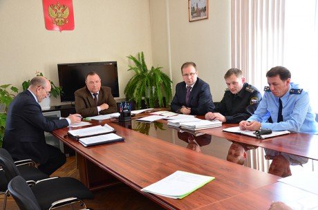 В Вурнарском и Ибресинском районах проведен выездной прием граждан