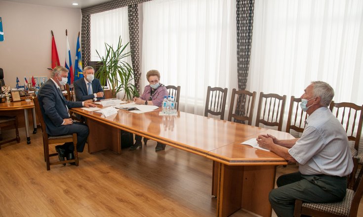 Пресс-релиз Ринат Гильмутдинов провёл выездной приём граждан в Оренбургском районе