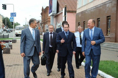 Михаил Бабич посетил ключевое для обороны страны предприятие ОАО "Воткинский завод"