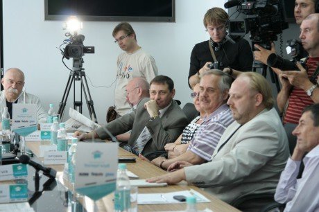 Городской Думе необходимо тесно работать с населением