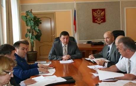 Дмитрий Мусин призвал увидеть за «проблемными объектами» интересы людей