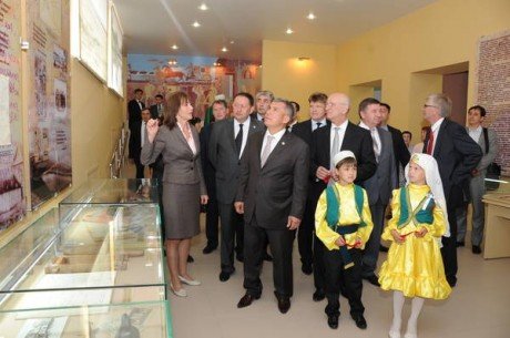 На открытии музейного комплекса имени Мусы Джалиля в Оренбуржье побывал президент Республики Татарстан