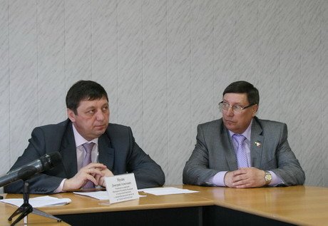 Работа с людьми на всех уровнях власти должна носить постоянный и системный характер