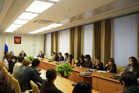 Главный федеральный инспектор встретился со слушателями МАГУ 