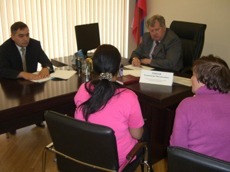 Обращения граждан должны быть в зоне особого внимания