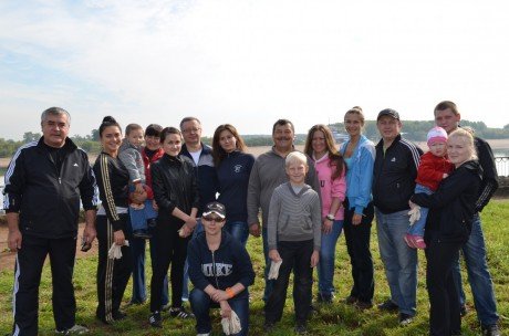 В Кирове прошла акция «Всероссийский экологический субботник - Зеленая Россия»