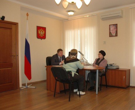 Дмитрий Каденков провел личный прием граждан