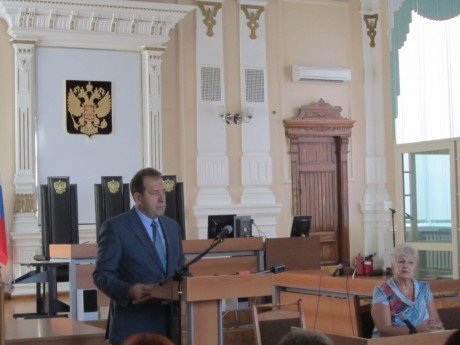 Главный федеральный инспектор вручил удостоверение председателя Самарского областного суда Любови Дроздовой