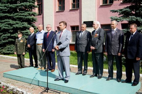 Владимир Колчин поздравил коллектив НОАО «Гидромаш» с профессиональным праздником