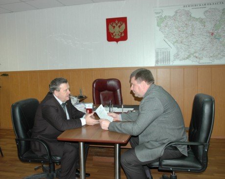 Дмитрий Каденков провел рабочую встречу с руководителем регионального управления Россельхознадзора Владием Еськиным