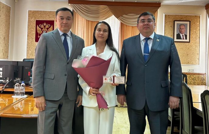 Главный федеральный инспектор по Чувашской Республике вручил удостоверение федеральному судье Арбитражного суда