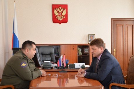 Сергей Гаврилин встретился с начальником гарнизона Оренбургской области