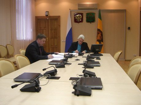 Личный прием граждан провел советник Президента России по вопросам культуры Юрий Лаптев