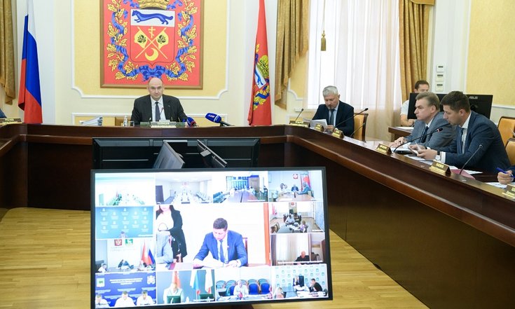 Пресс-релиз_Владимир_Бобров_принял_участие_в_заседании_регионального_Правительства