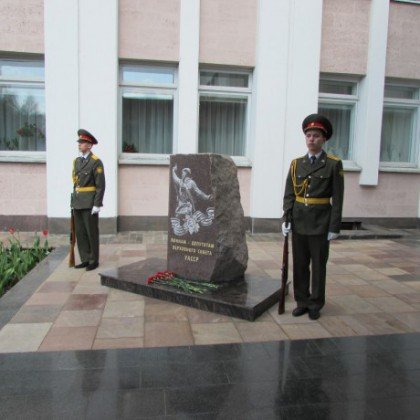 В Ижевске открыли памятник воинам-депутатам Верховного Совета УАССР
