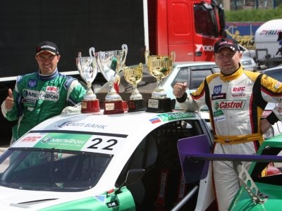 Команда "Оренбург Рейсинг" занимает первое место в турнирной таблице