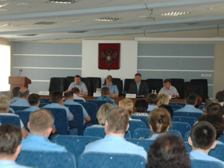 Борьба с распространением наркотиков должна проводиться более настойчиво и организованно