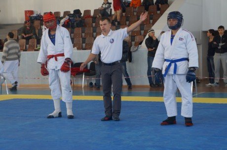 В чемпионате ДОСААФ России Приволжского федерального округа по армейскому рукопашному бою победили оренбуржцы